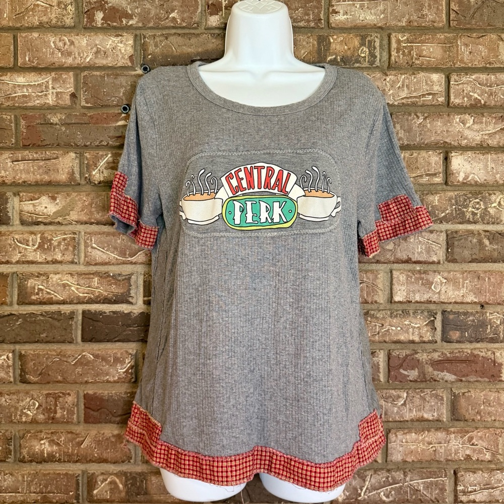 Upcycled Friends Central Perk Tee Plaid Trim Patchwork Gray Top - Picture 3 of 9